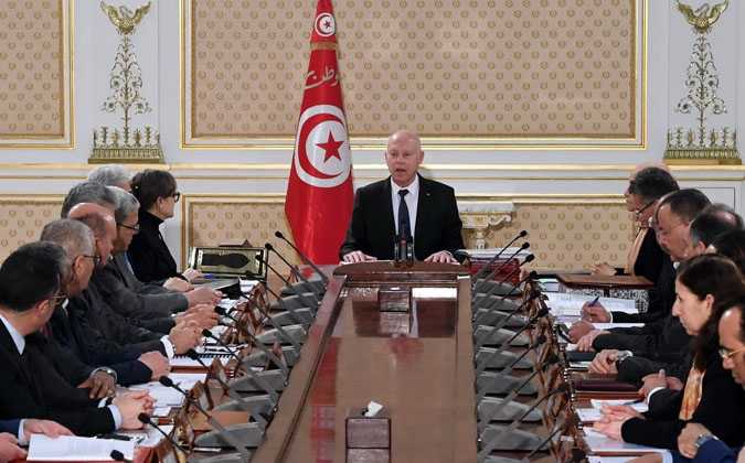 قيس سعيد : تونس ليست بستان ... و الحوار فقط مع الصادقين 